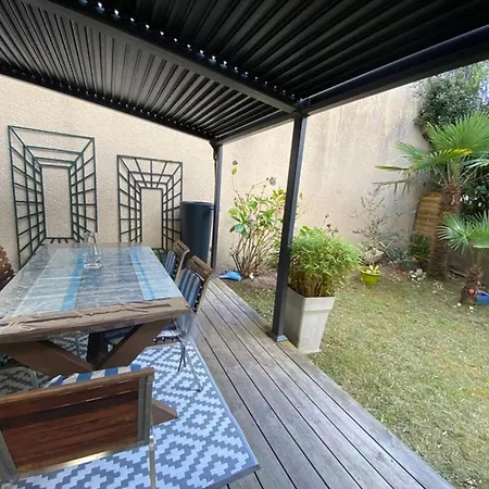 Cosy Avec Jardinet Et Parking Au Port De - Fr-1-413-102 * Capbreton