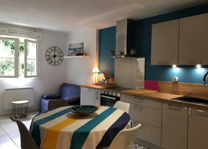 Cosy Avec Jardinet Et Parking Au Port De - Fr-1-413-102 * Capbreton
