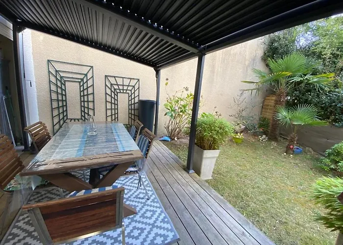 Cosy Avec Jardinet Et Parking Au Port De - Fr-1-413-102 * Capbreton
